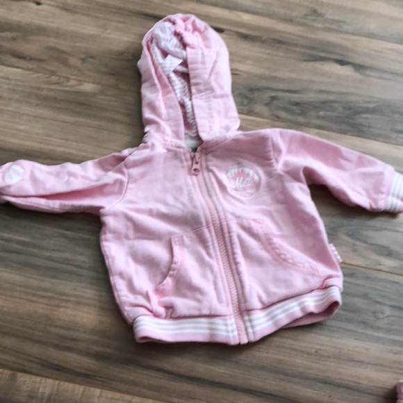 Baby girl bundle ( very cute clothes) - Picture 8 of 8